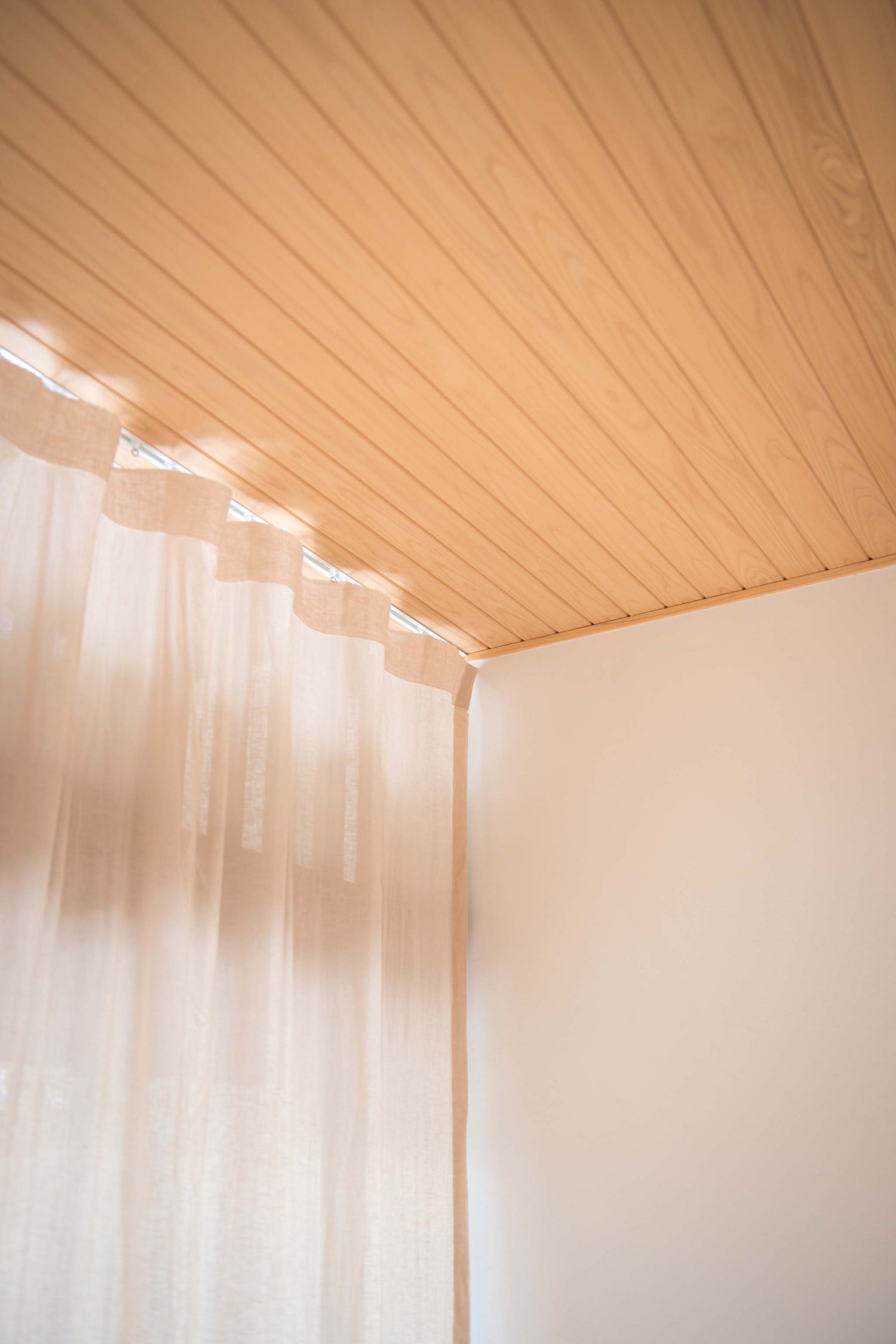 【サンプル】国産 小幅ヒノキの天井板(無節)