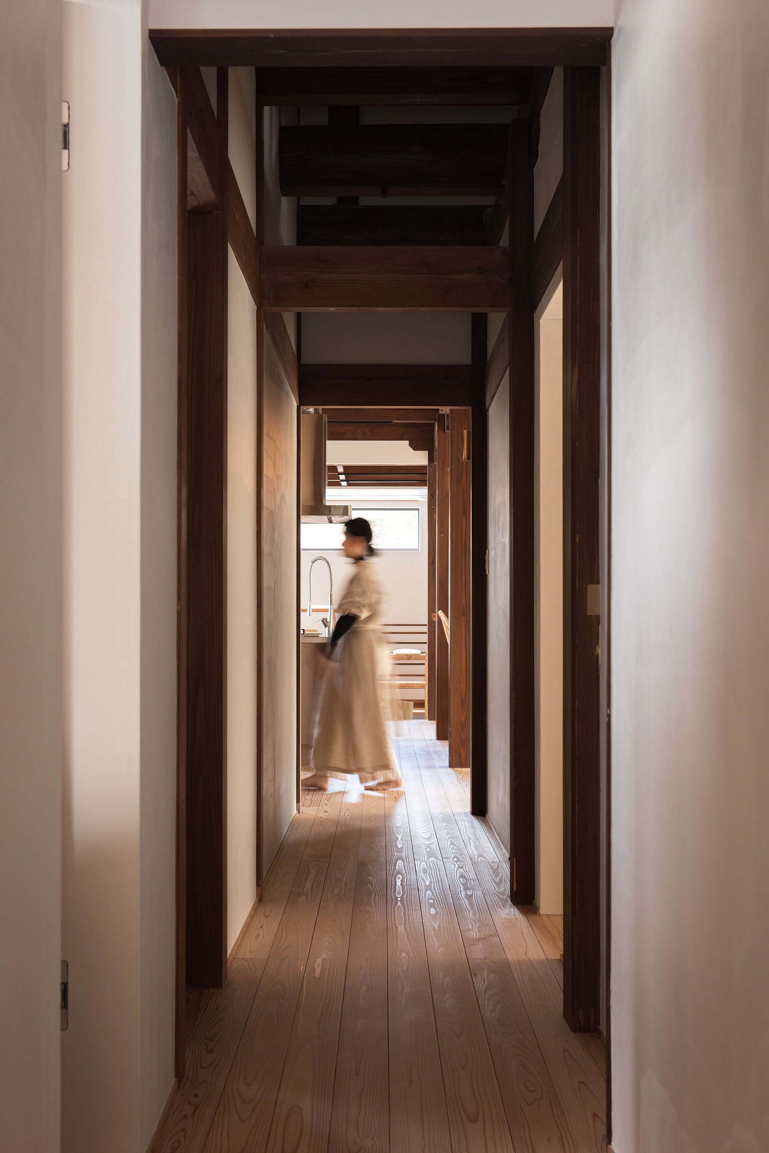 【サンプル】国産 赤勝ちスギのフローリング板(無節)